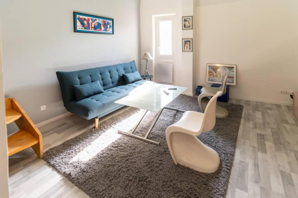 Le Charme du médiéval dans un appartement cosy Hyères Exterior foto